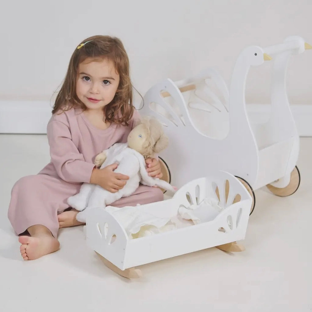 Sweet Swan Dolly Bed Dolls