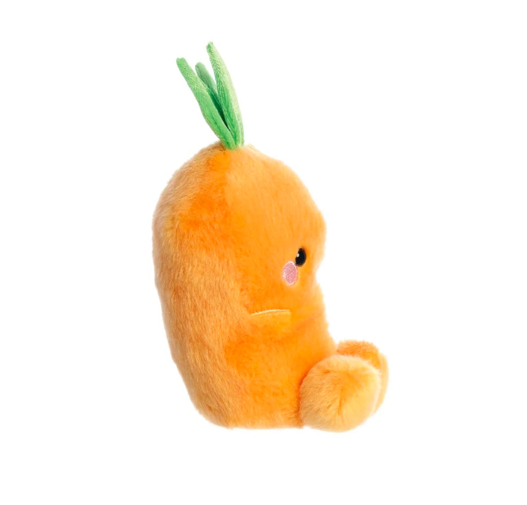 Palm Pals Cheerful Carrot