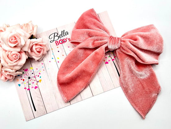 Load image into Gallery viewer, Pink Velour Drop Tail Hair Bow
