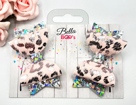 Load image into Gallery viewer, Leopard Sparkle Pigtail Hair Bow Set
