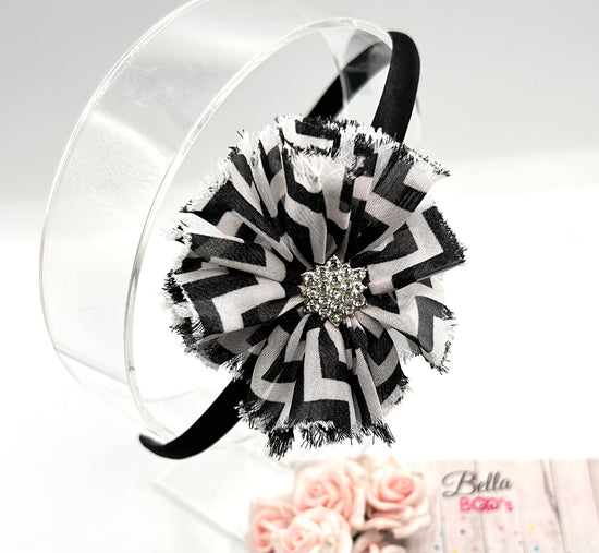 Load image into Gallery viewer, Sparkly Zebra Tulle Hair Band
