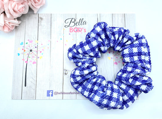 Load image into Gallery viewer, Blue &amp;amp; White Check Scrunchie

