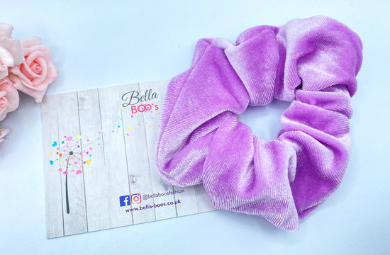 Load image into Gallery viewer, Soft Velour Lilac Scrunchie
