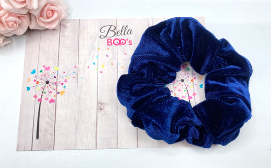Load image into Gallery viewer, Navy Velvet Touch Scrunchie
