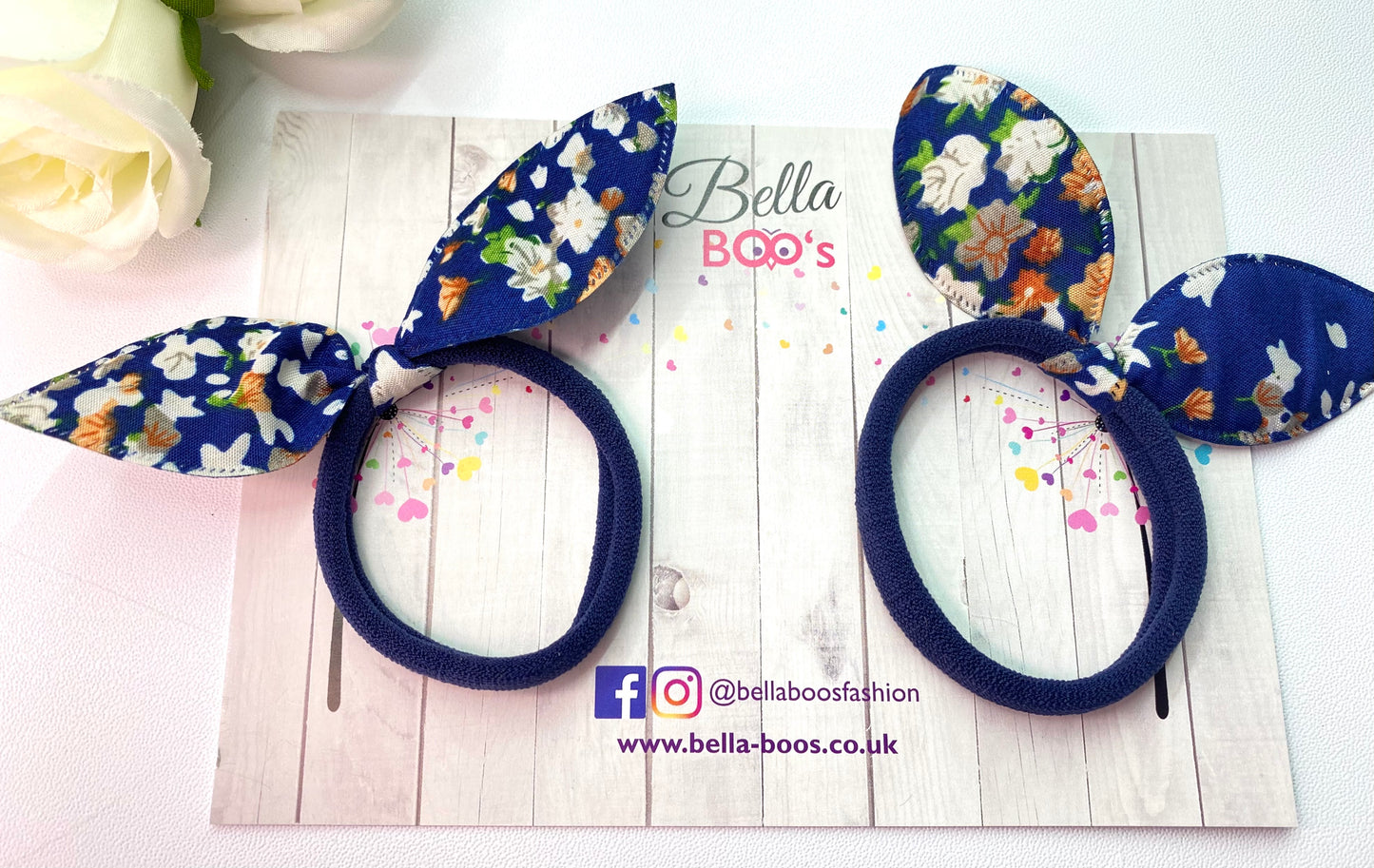 Load image into Gallery viewer, Knot Bobble Set - Navy Flower
