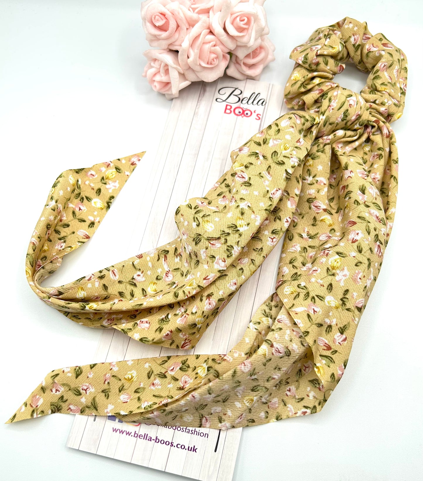 Load image into Gallery viewer, Hair Scarf Scrunchie - Prettiness
